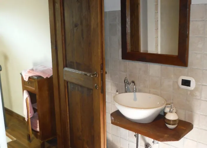 Ca' De' Magnani Farm stay *