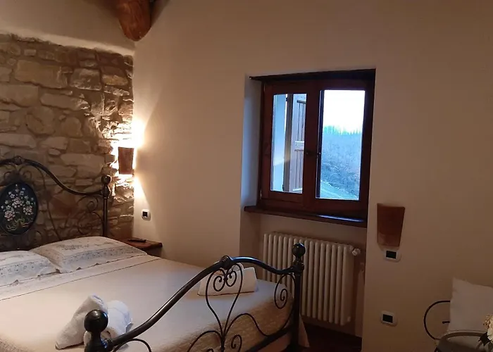 Ca' De' Magnani Farm stay *